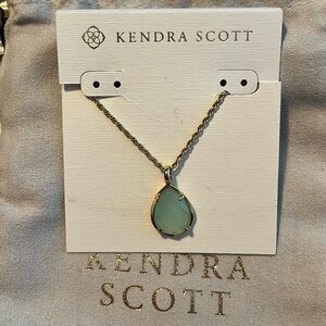 Kendra Scott Necklace